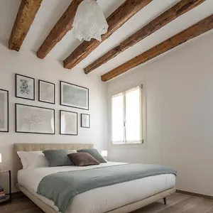  Apartment San Giacomo Dall'orio Garden R&r